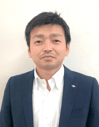 店舗開発部長 山中